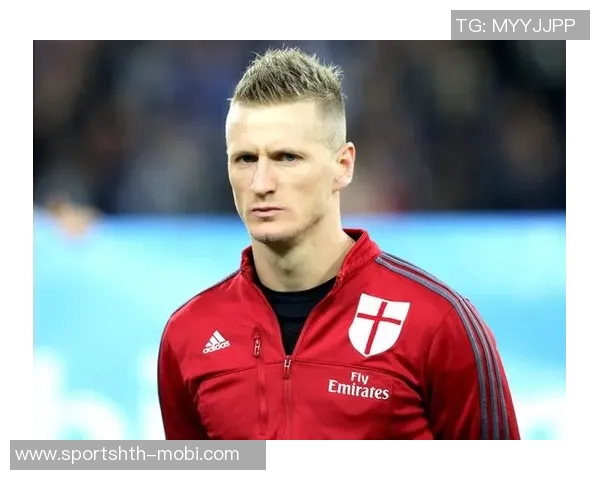 米兰祝阿巴特39岁生日快乐306场比赛助球队赢得3冠荣耀 米兰祝阿巴特39岁生日快乐306场比赛助球队赢得3冠荣耀